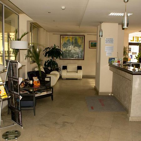 קלוז'-נאפוקה Hotel Seven מראה חיצוני תמונה