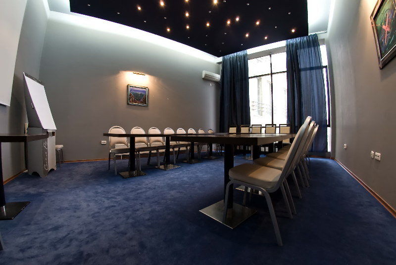 קלוז'-נאפוקה Hotel Seven מראה חיצוני תמונה