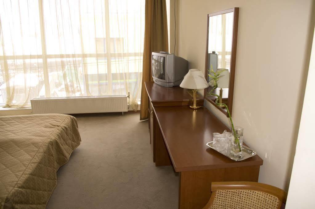קלוז'-נאפוקה Hotel Seven מראה חיצוני תמונה