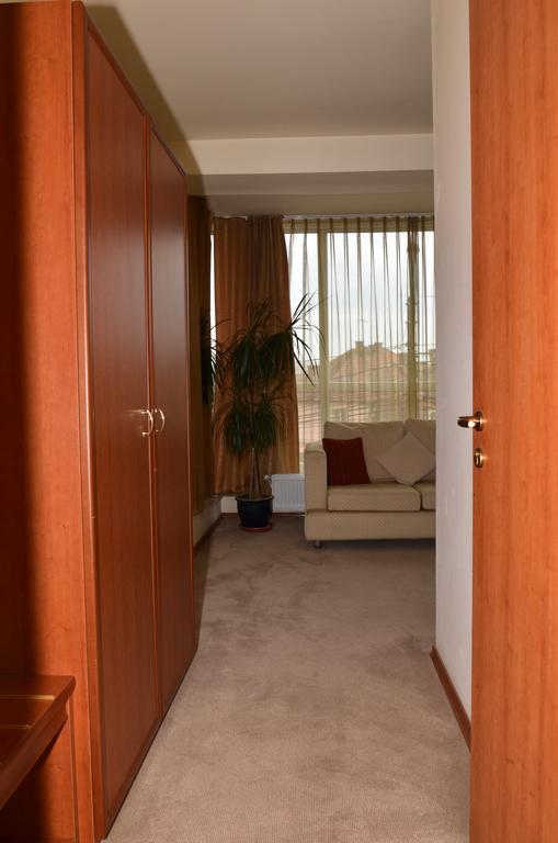 קלוז'-נאפוקה Hotel Seven מראה חיצוני תמונה